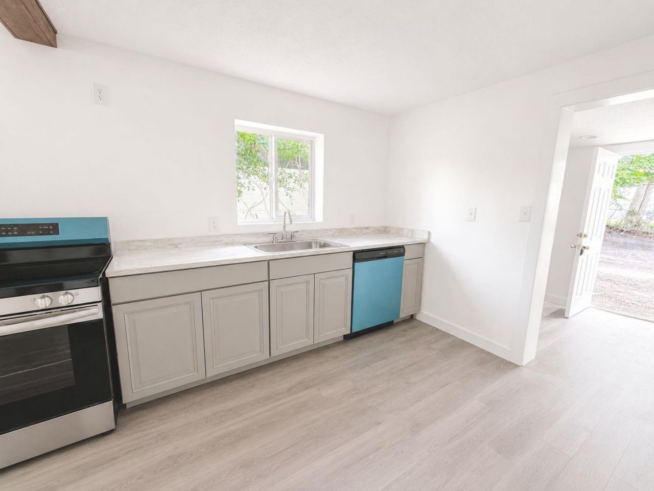 4231 Raleigh Street , Orlando, FL 32811 Photo
