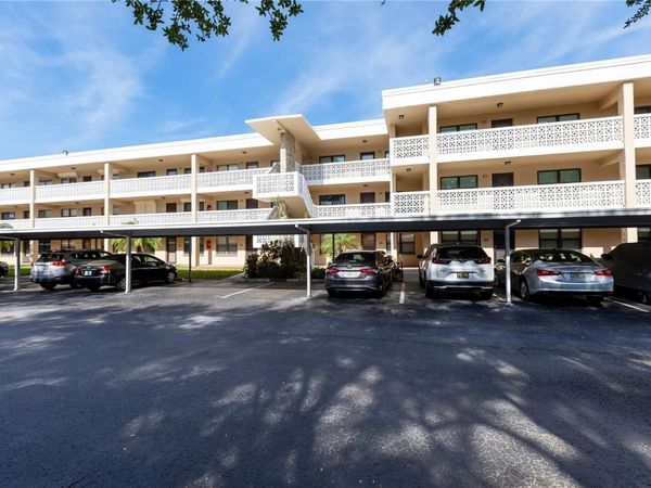 5080 LOCUST STREET NE, Unit 322, ST PETERSBURG, FL 33703
