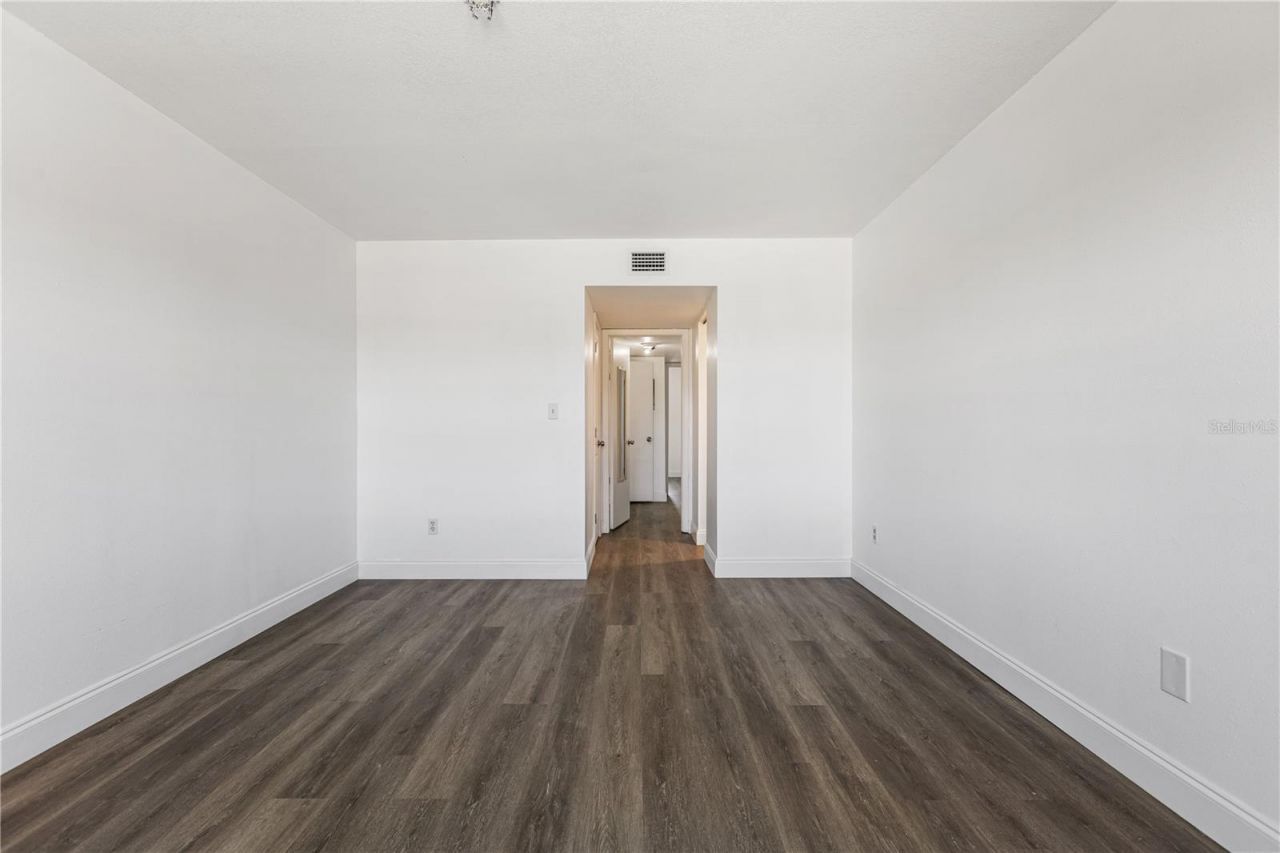 5080 Locust Street Ne, Unit 322, Saint Petersburg, FL 33703 Photo