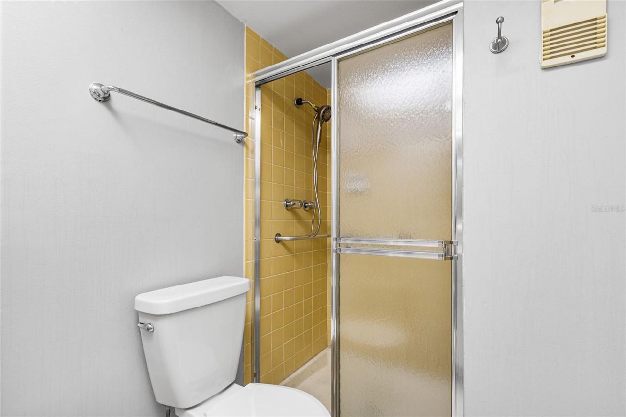 4915 Bay Street Ne, Unit 224, Saint Petersburg, FL 33703 Photo