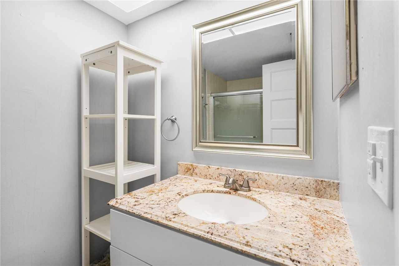4915 Bay Street Ne, Unit 224, Saint Petersburg, FL 33703 Photo