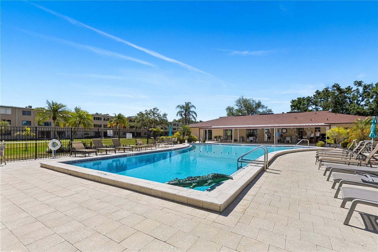 4915 Bay Street Ne, Unit 224, Saint Petersburg, FL 33703 Photo