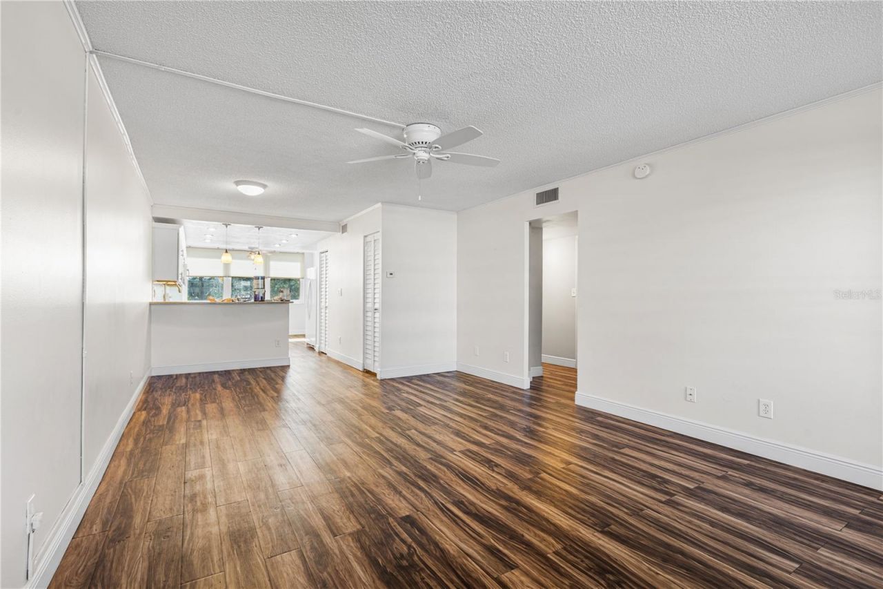 4915 Bay Street Ne, Unit 224, Saint Petersburg, FL 33703 Photo