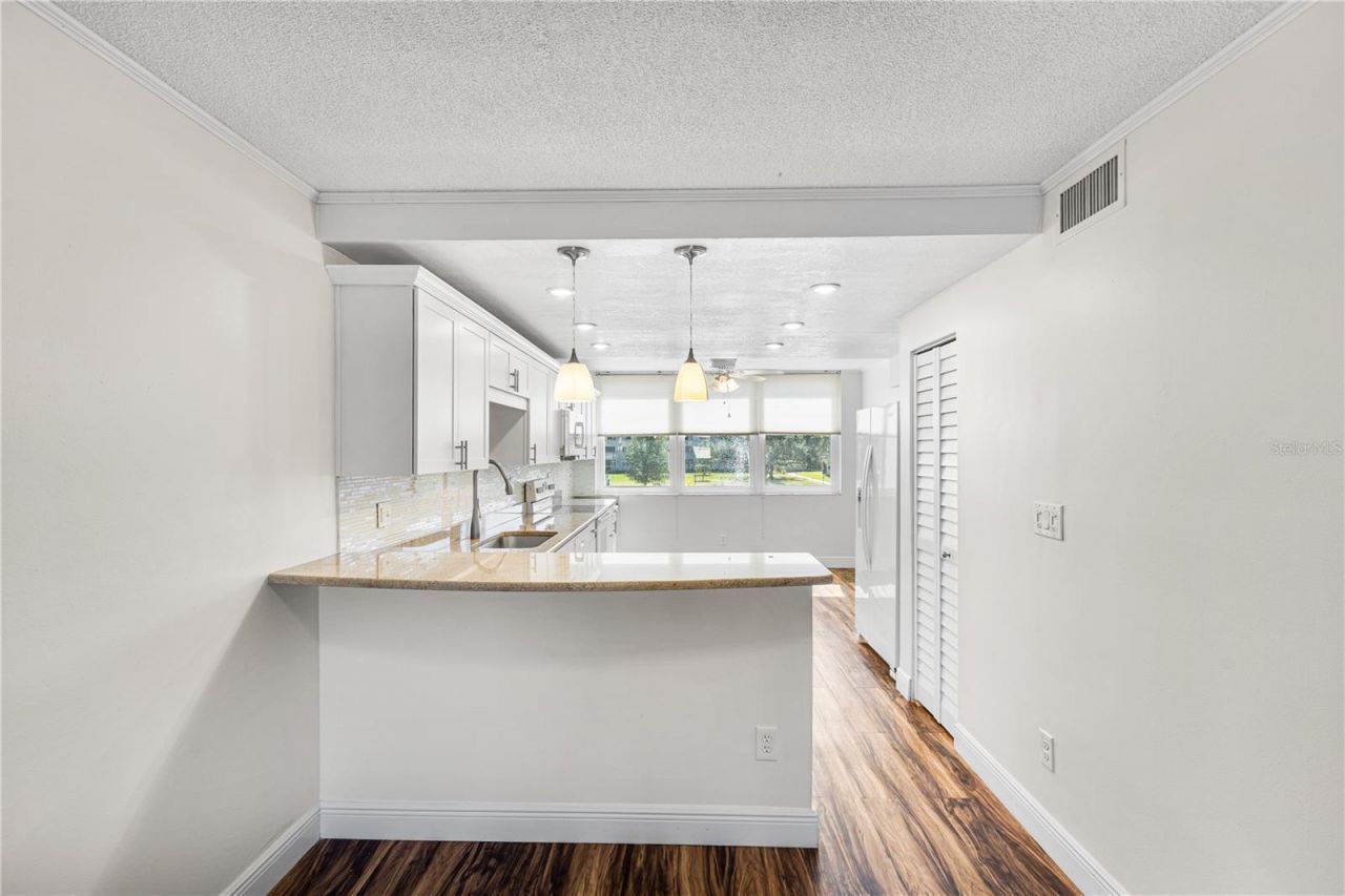4915 Bay Street Ne, Unit 224, Saint Petersburg, FL 33703 Photo