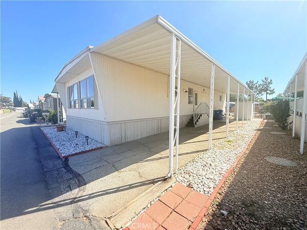 8801 ETON AVENUE, Unit 35, Canoga Park, CA 91304