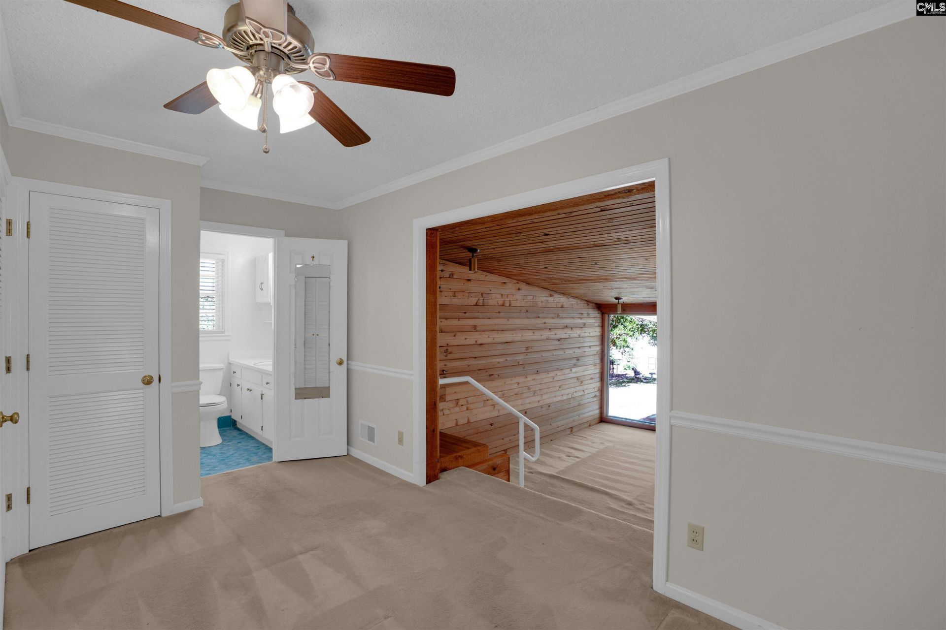 1949 Blue Ridge Terrace Photo 11