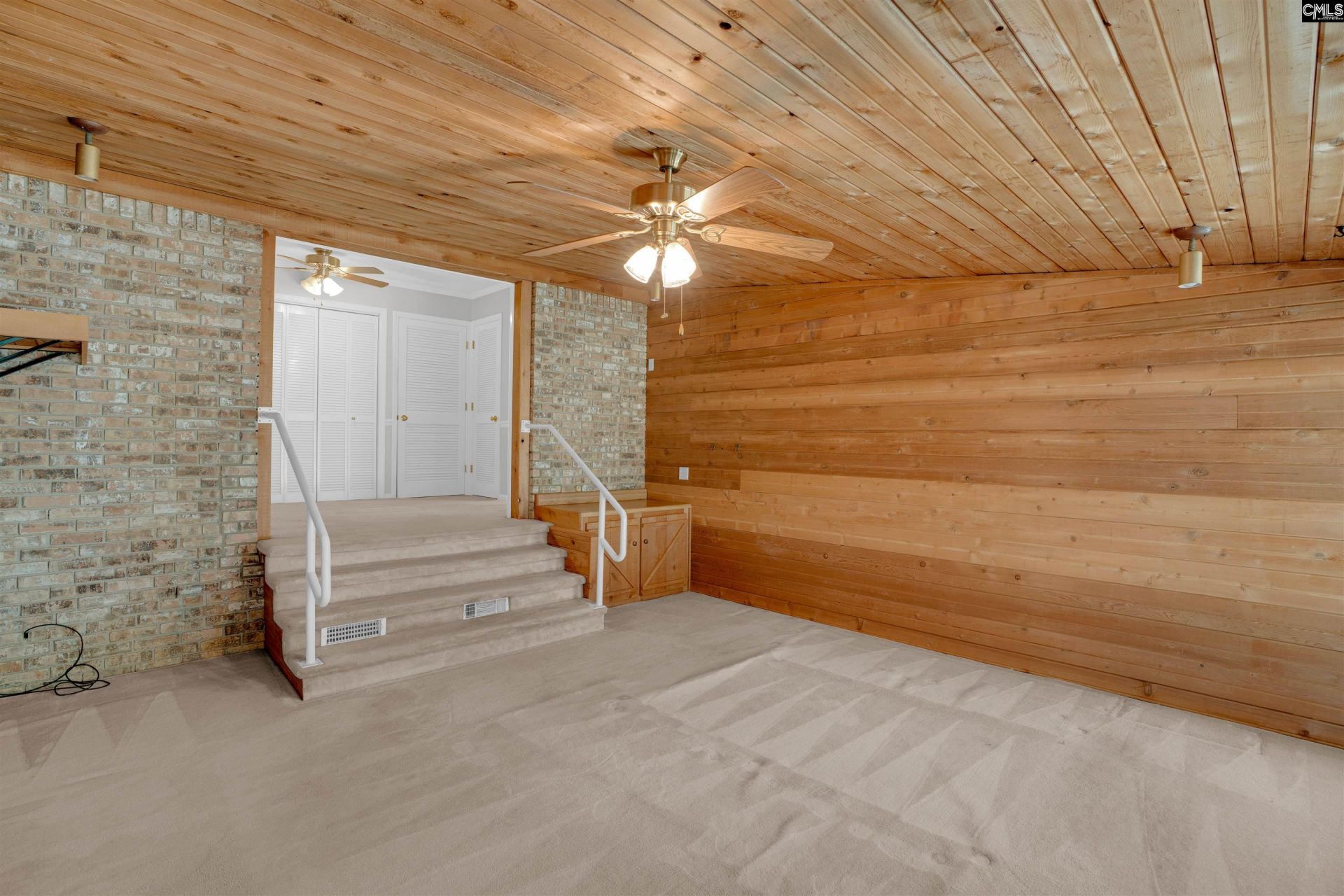 1949 Blue Ridge Terrace Photo 14