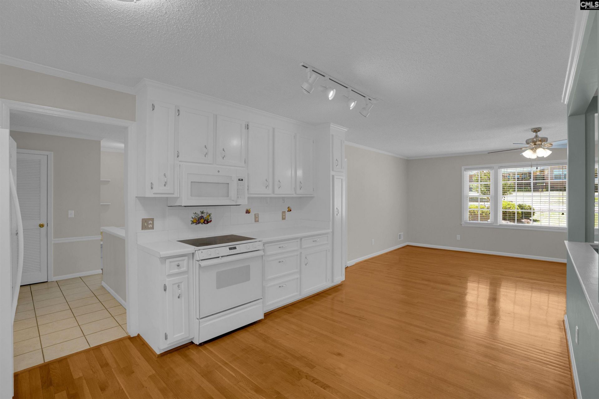 1949 Blue Ridge Terrace Photo 6