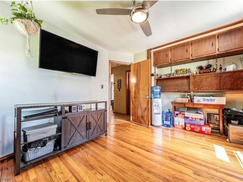 1866 Braeburn Park Drive, Euclid, OH 44117 Photo 13