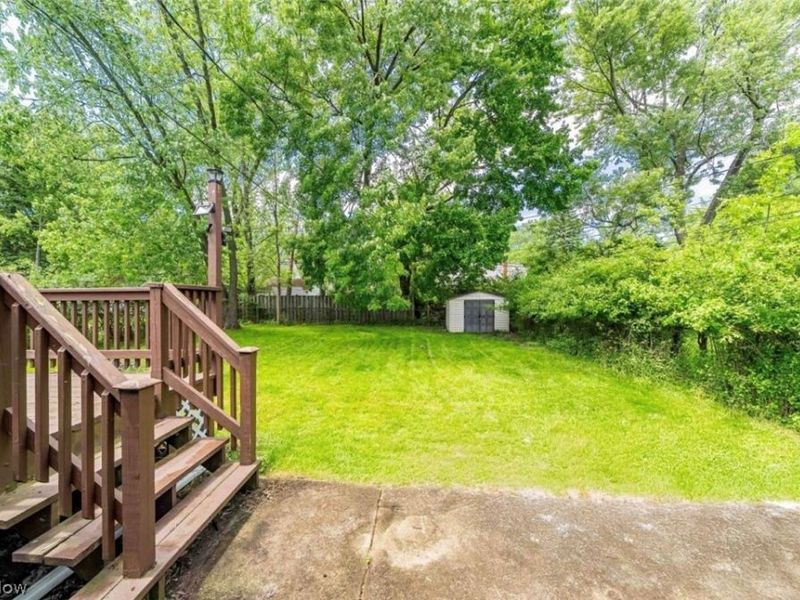 1866 Braeburn Park Drive, Euclid, OH 44117 Photo 34