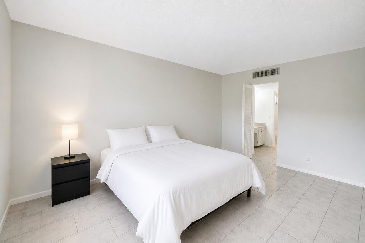6300 NW 62nd Street, Unit 308, Tamarac, FL 33319 Photo