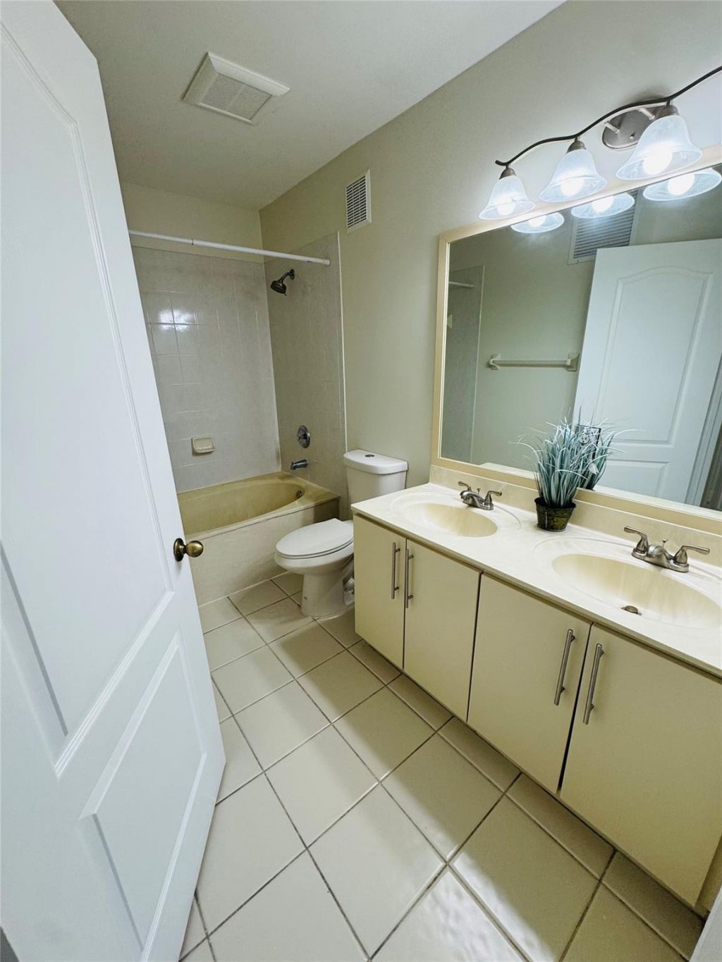 3142 SW 129th Way, Unit 156, Miramar, FL 33027 Photo