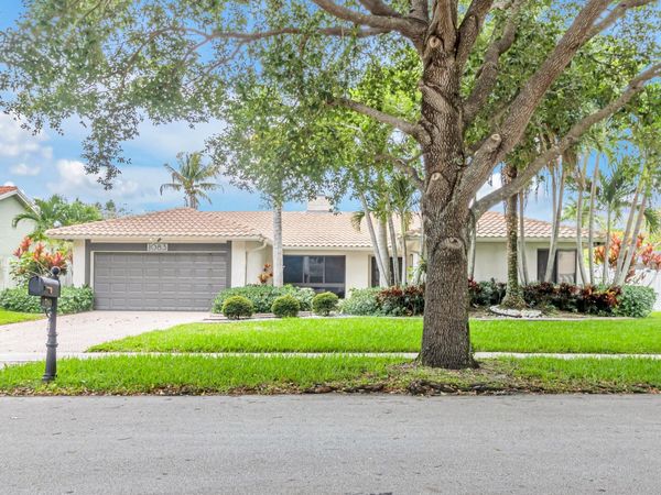 1083 NW 97th Avenue, Plantation, FL 33322