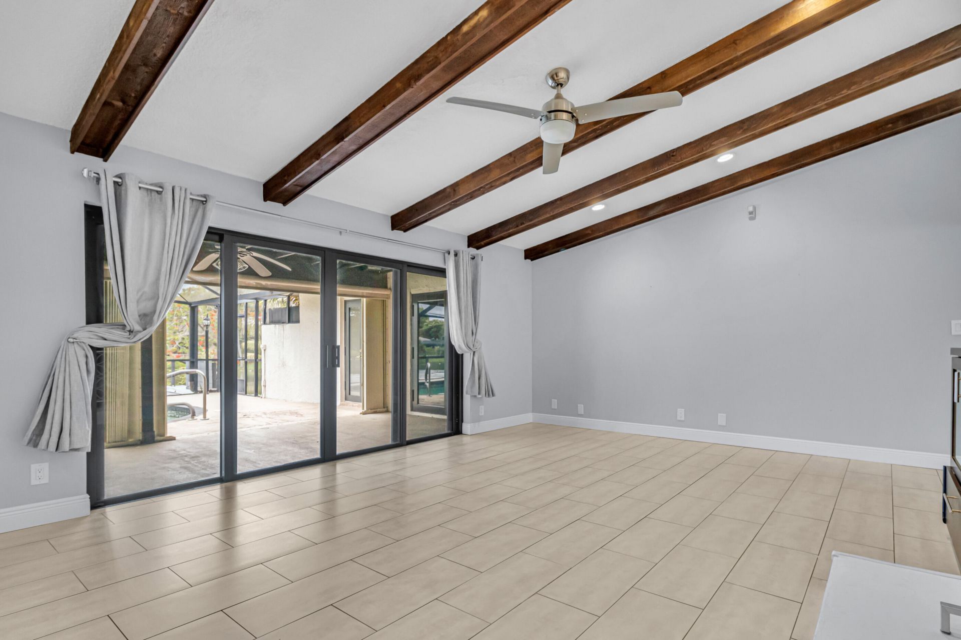 1083 NW 97th Avenue, Plantation, FL 33322 Photo