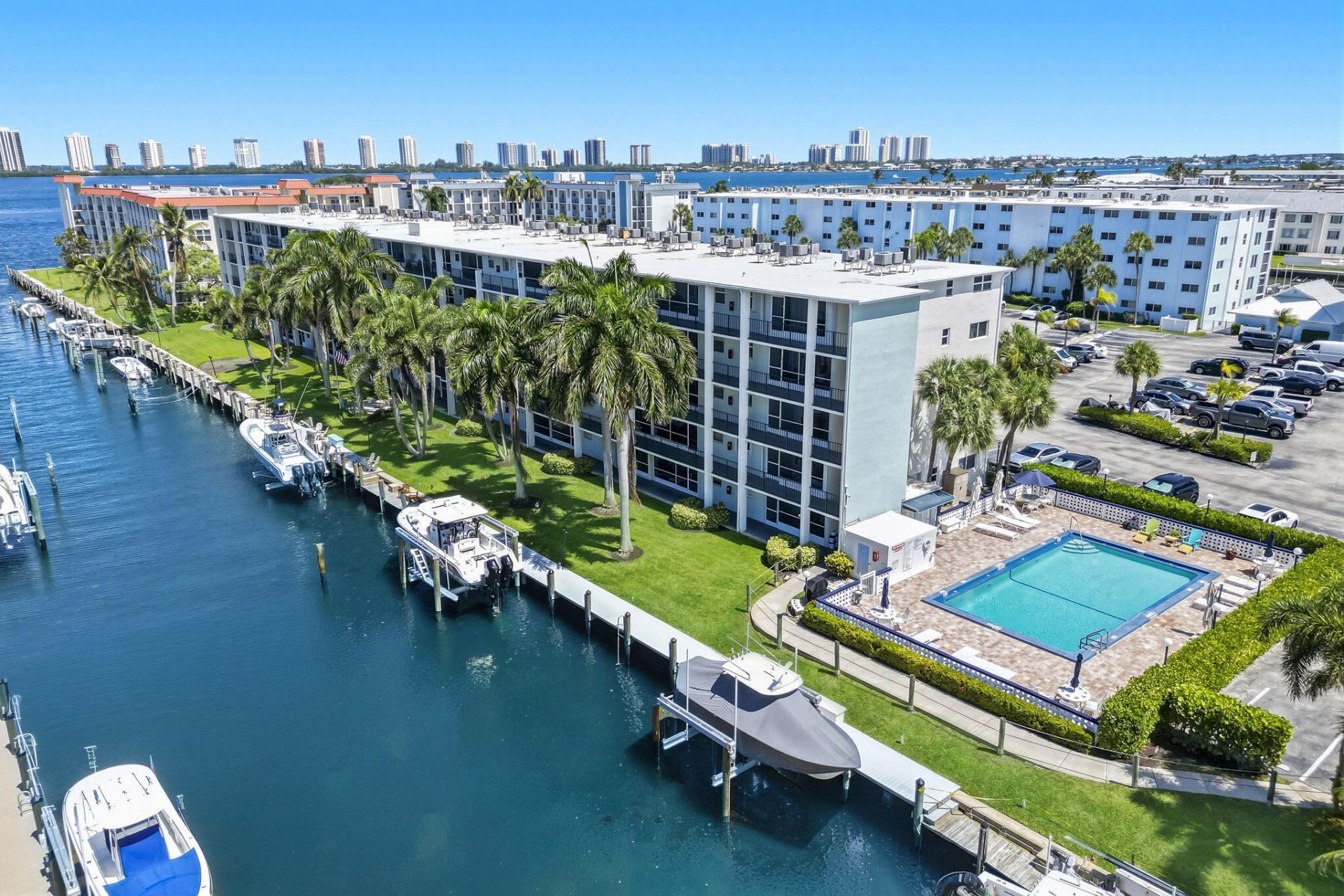 109 Paradise Harbour Boulevard, Unit 203, North Palm Beach, FL 33408 Photo