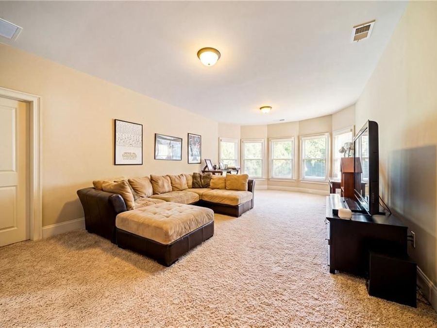 Property Image 60