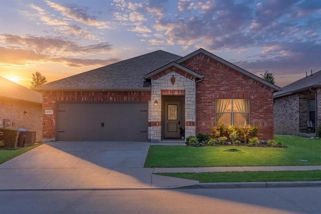 9705 Olanta Trail, Fort Worth, TX 76108 Main Photo