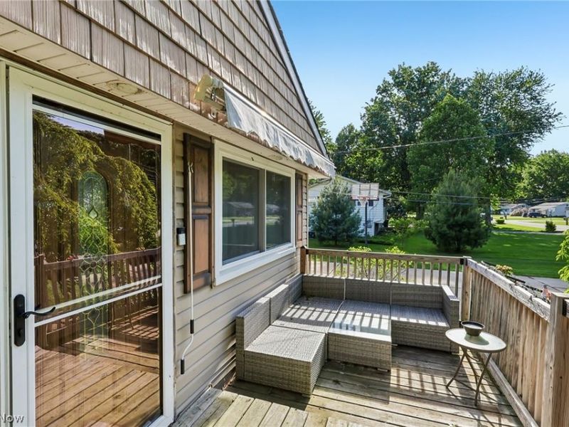 7436 Jeremy Avenue, Mentor, OH 44060 Photo 2
