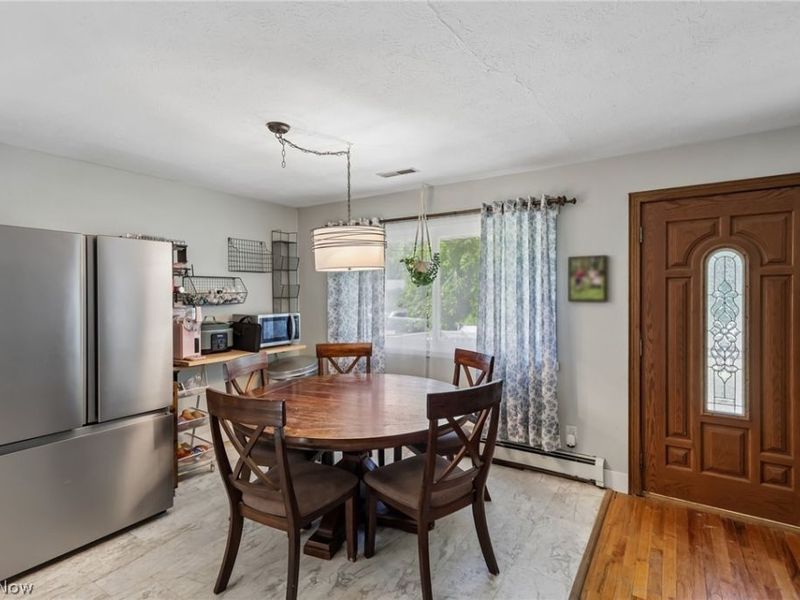 7436 Jeremy Avenue, Mentor, OH 44060 Photo 6