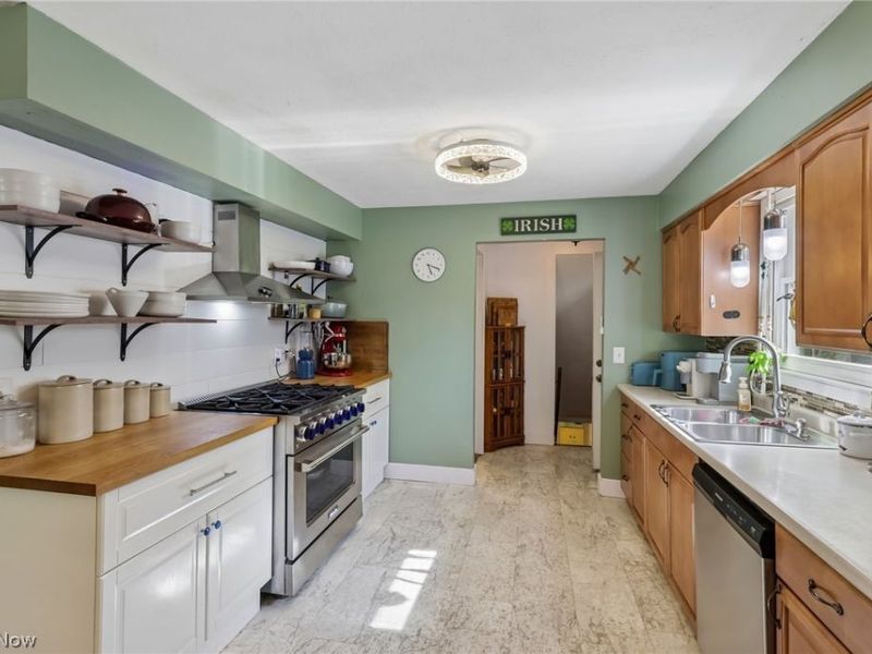 7436 Jeremy Avenue, Mentor, OH 44060 Photo 7