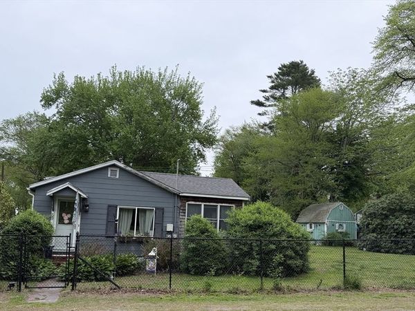 59 Howlands Ln, Kingston, MA 02364