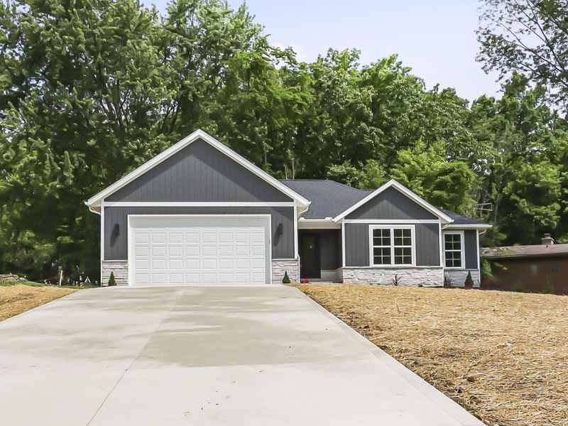 99 Rome Beauty Court, Howard, OH 43028 Photo 4