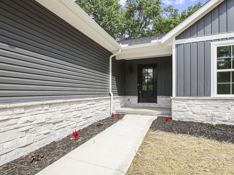 99 Rome Beauty Court, Howard, OH 43028 Photo 6