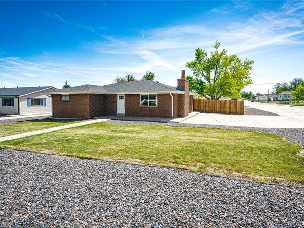 610 3rd Street , Bennett, CO 80102