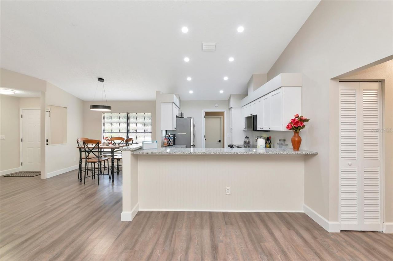 6104 26th Avenue E, Bradenton, FL 34208 Photo