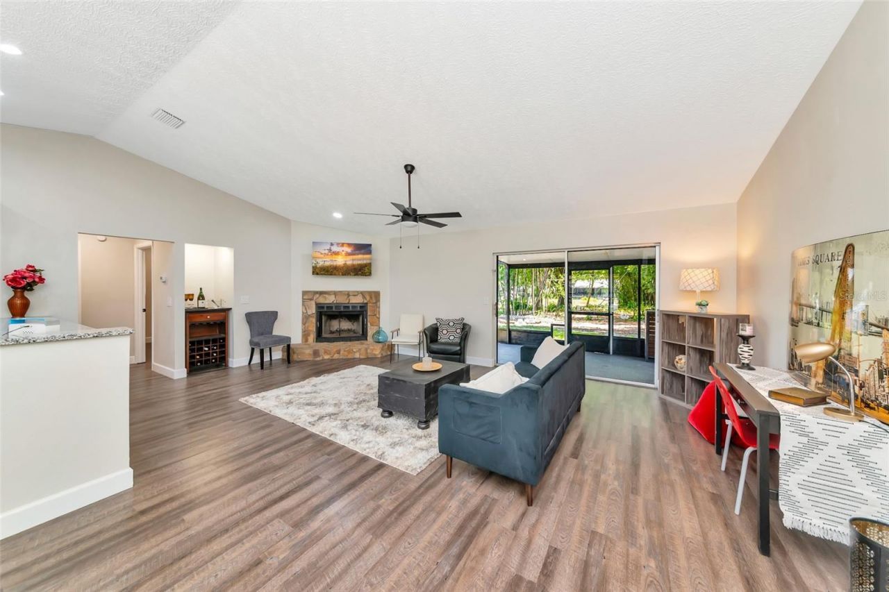 6104 26th Avenue E, Bradenton, FL 34208 Photo