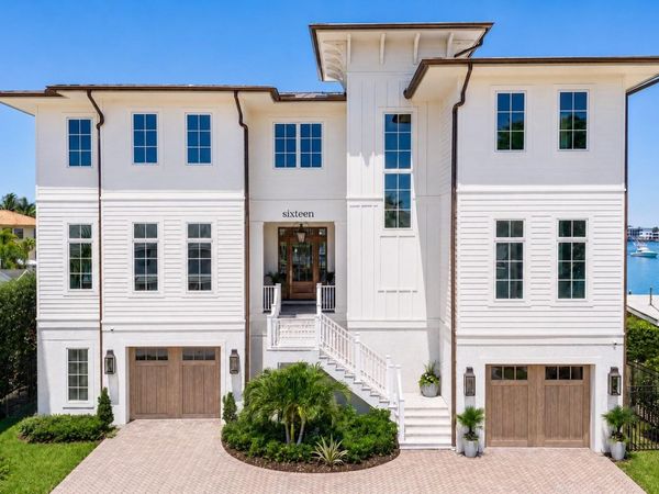16 SANDPIPER ROAD , TAMPA, FL 33609