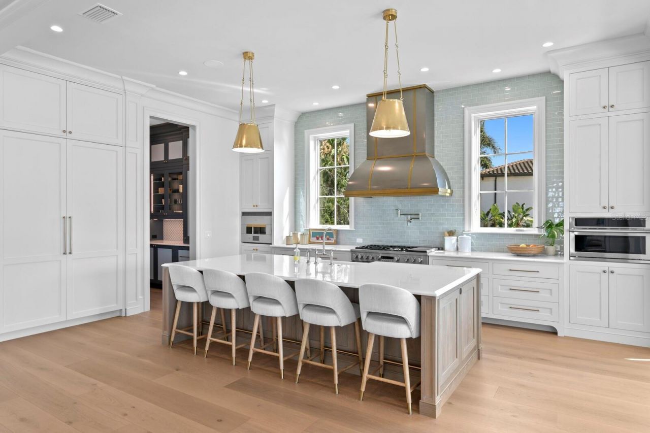 16 Sandpiper Road, Tampa, FL 33609 Photo
