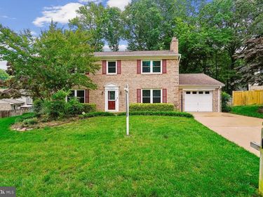 16203 DARTMOOR DRIVE, DUMFRIES, VA 22025