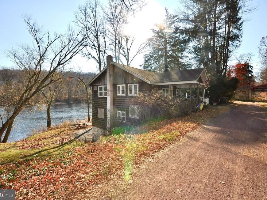 14 Bridge 5, Pipersville, PA 18947 Main Photo