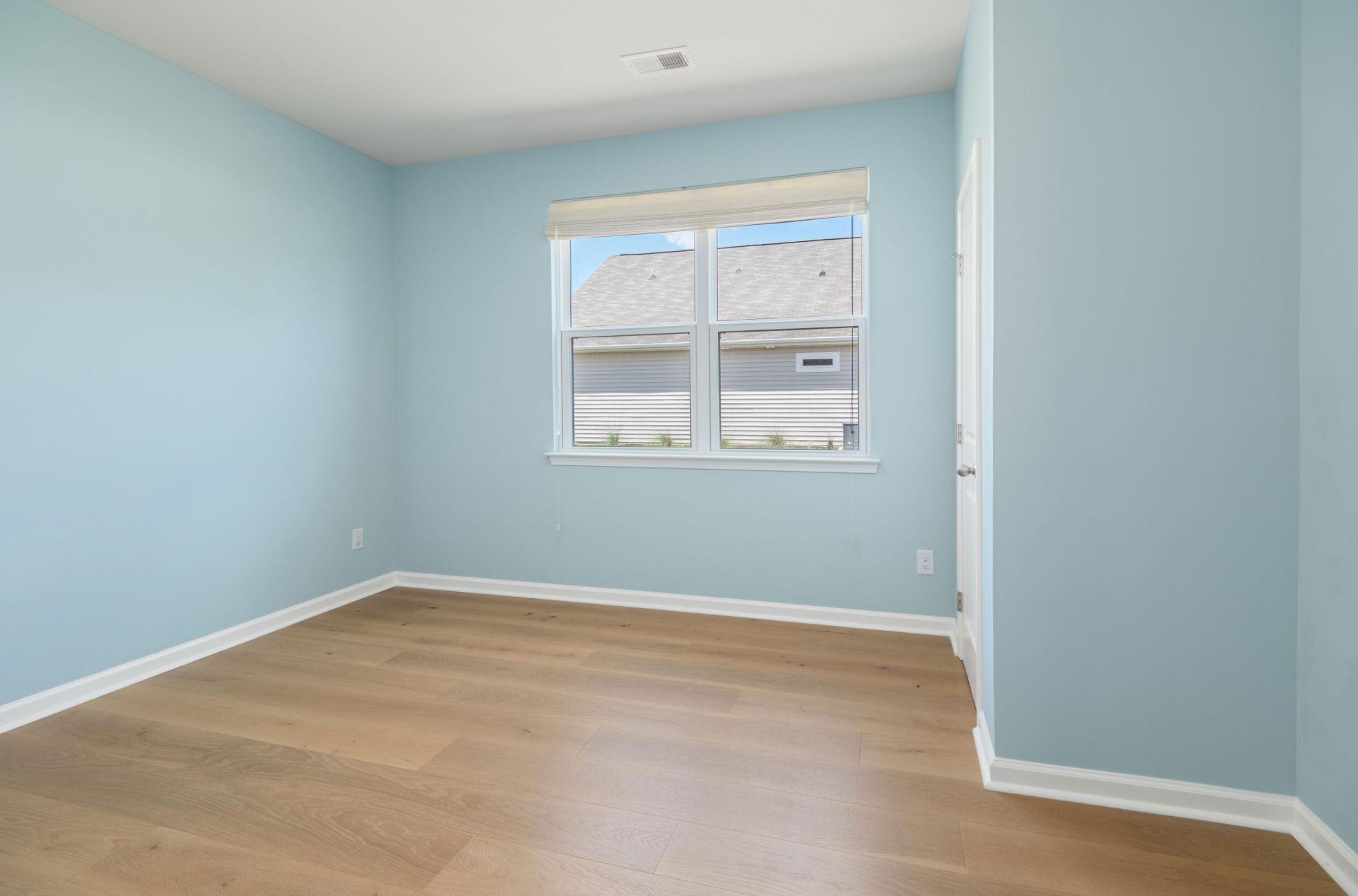 534 Misty Bluff Circle Photo 24