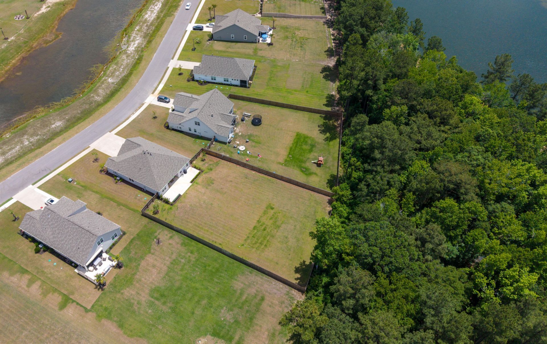 534 Misty Bluff Circle Photo 37