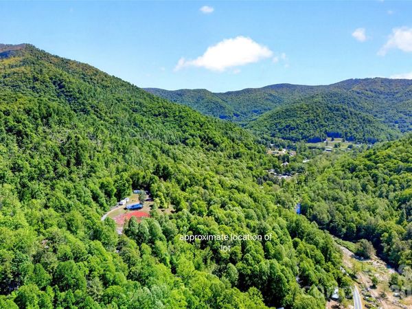 V/L Wolf Crossing , Bakersville, NC 28705