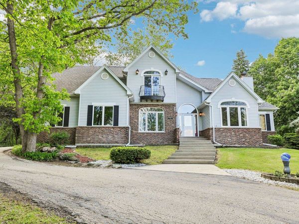 3115 Hawks Haven Trail, DeForest, WI 53532