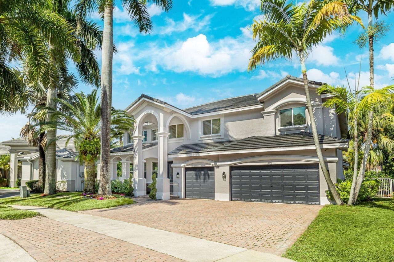 1879 Hidden Trail Lane, Weston, FL 33327 Photo