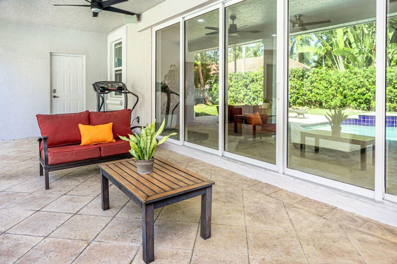 1879 Hidden Trail Lane, Weston, FL 33327 Photo