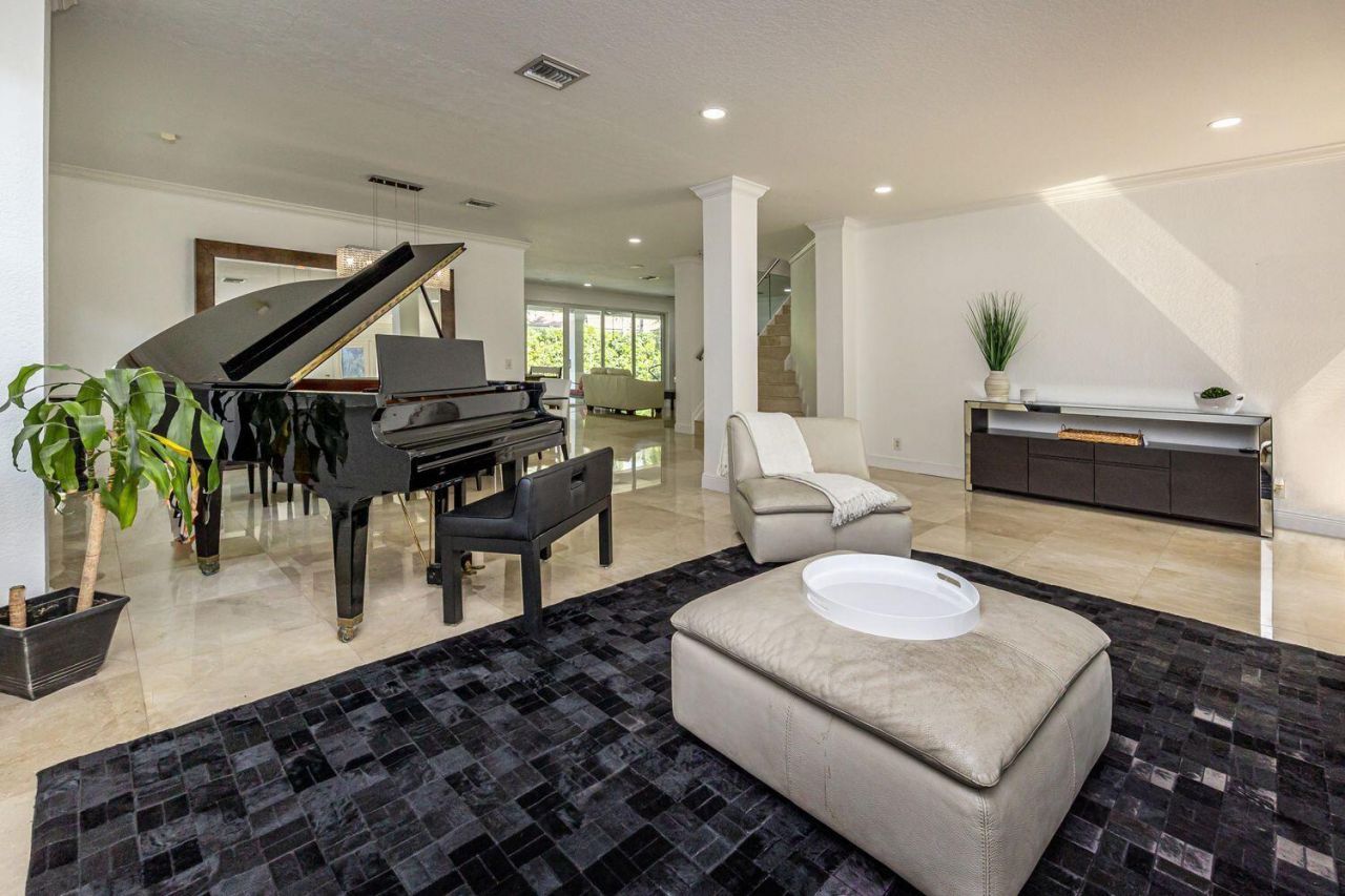 1879 Hidden Trail Lane, Weston, FL 33327 Photo