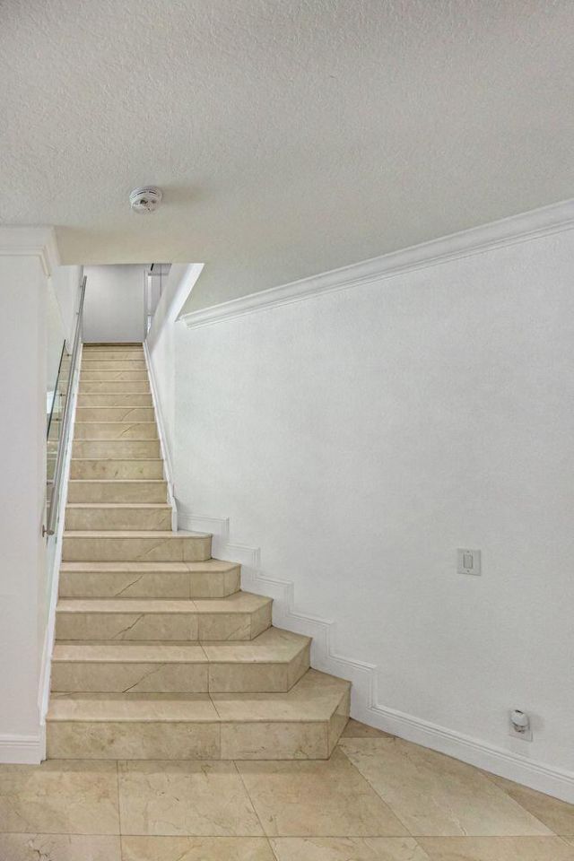 1879 Hidden Trail Lane, Weston, FL 33327 Photo