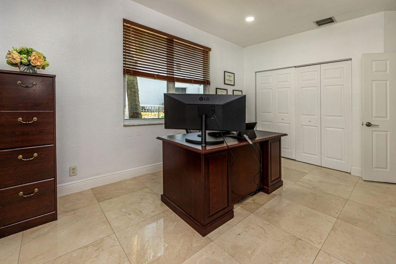 1879 Hidden Trail Lane, Weston, FL 33327 Photo