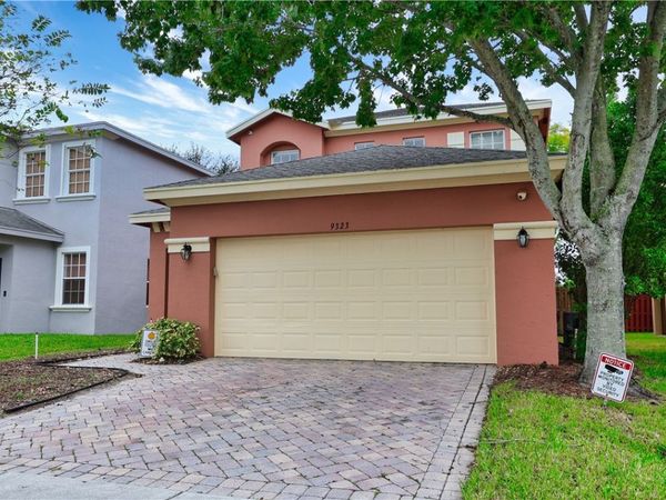 9323 Breakers Row, Fort Pierce, FL 34945