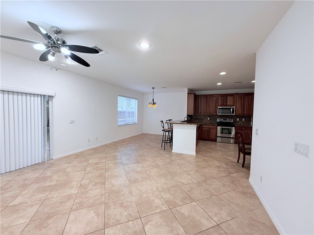 9323 Breakers Row, Fort Pierce, FL 34945 Photo