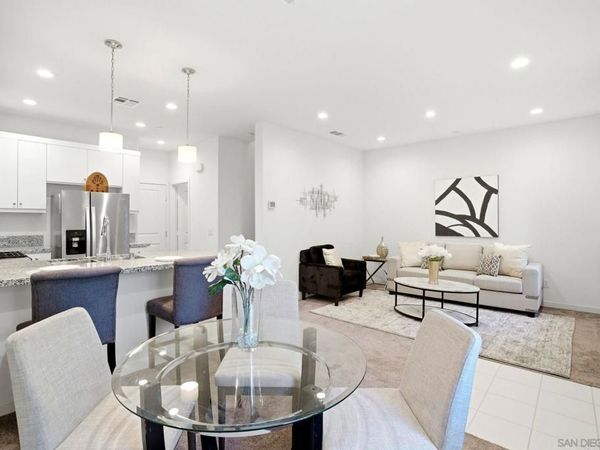 4129 Sitio Flor, Oceanside, CA 92057