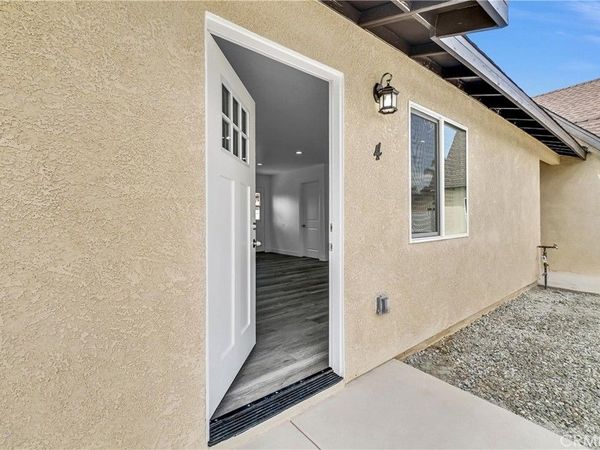 9156 Catawba Avenue, Unit 4, Fontana, CA 92335