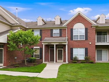 26917 Carrington Place, Harrison Twp, MI 48045