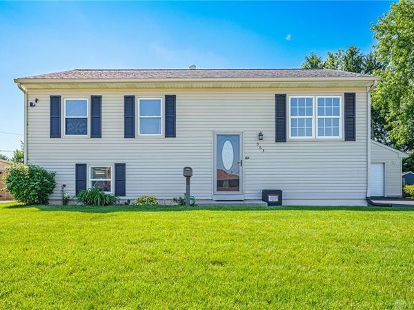 963 Weinland Drive, Park Layne, OH 45344