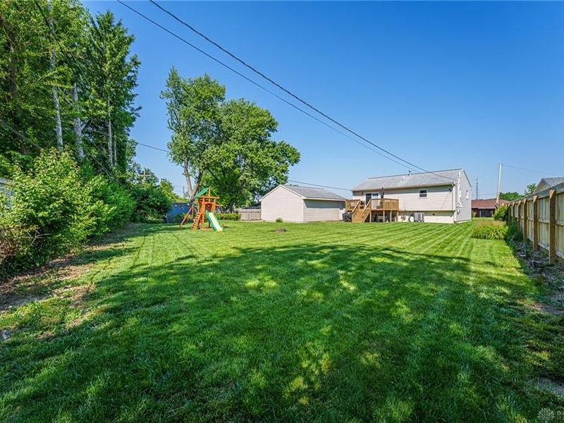 963 Weinland Drive, Park Layne, OH 45344 Photo 15